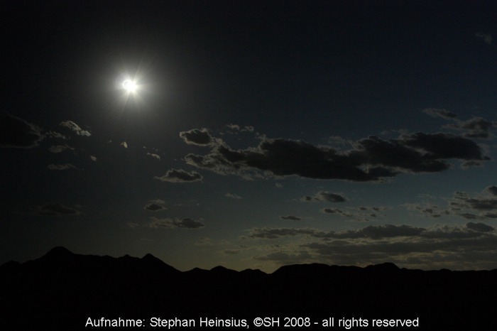 Diamantring &uuml;ber der W&uuml;ste Gobi