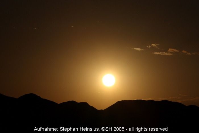 Sonne über der Wüste Gobi