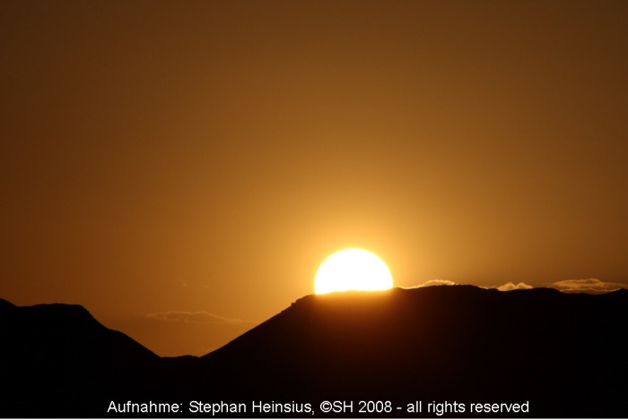 Sonnenuntergang &uuml;ber der W&uuml;ste Gobi